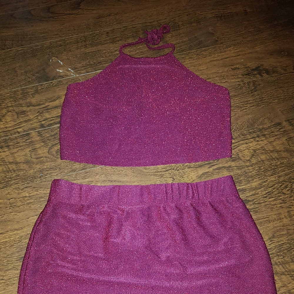 Two piece - Picture 2 of 4